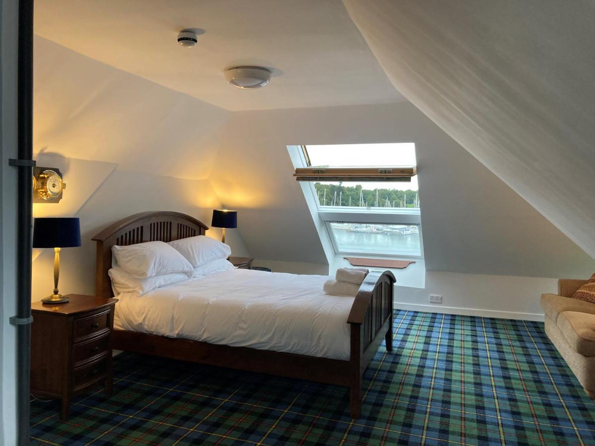 Oban Suites And Lodges By The Sea Exterior photo